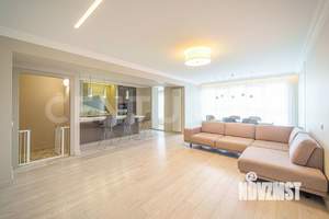 3-к квартира, вторичка, 142м2, 8/25 этаж
