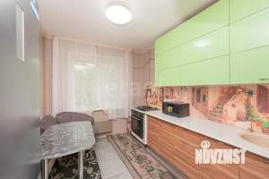 2-к квартира, вторичка, 56м2, 1/9 этаж