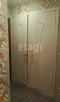 3-к квартира, вторичка, 52м2, 3/5 этаж